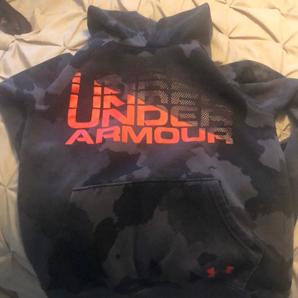 Under Armour cold gear hooded sweatshirt